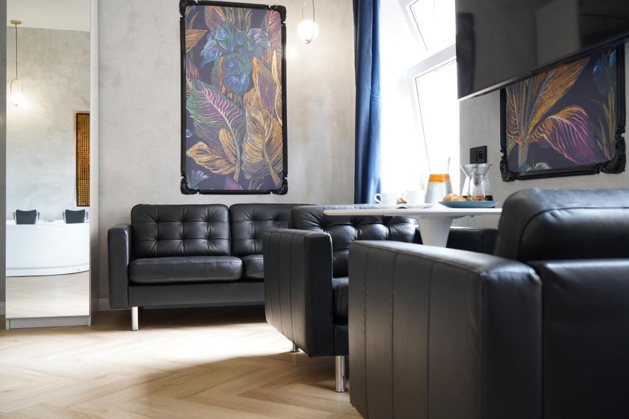 Apartament Z Jacuzzi W Sercu Krakowa ภายนอก รูปภาพ